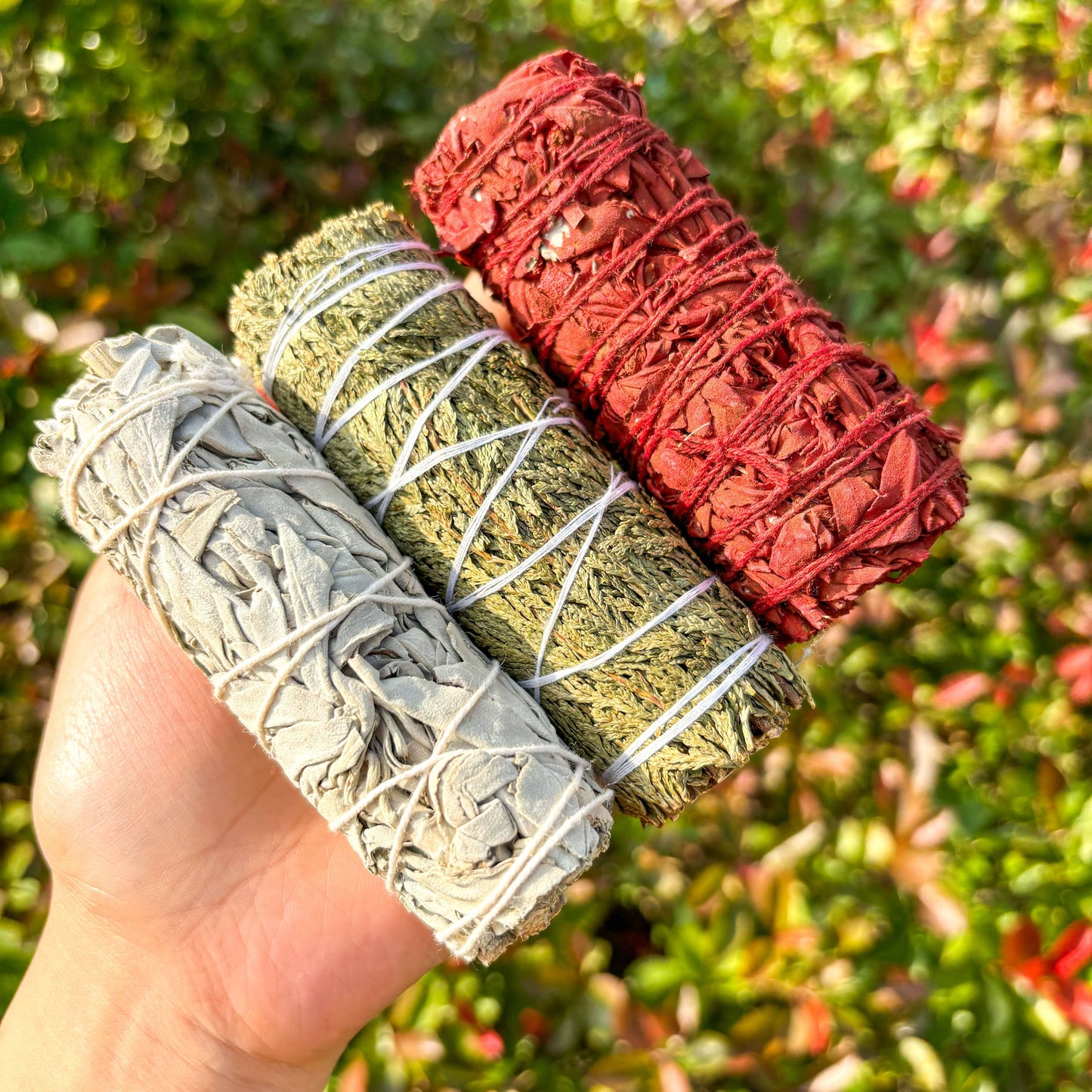 A Set Of Incense Kit - Contains White Sage, Cedarwood, Dragon's Blood Sage, Palo Santo, Abalone Shell, Amethyst Necklace, An Ideal Choice for Gifting