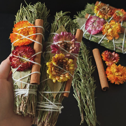 Rosemary Cinnamon Aromatherapy Sticks: Holiday Gifts, Home Decorations, Purifying Space Meditation - Suitable for Christmas, Halloween, Easter, Hanukkah, Thanksgiving