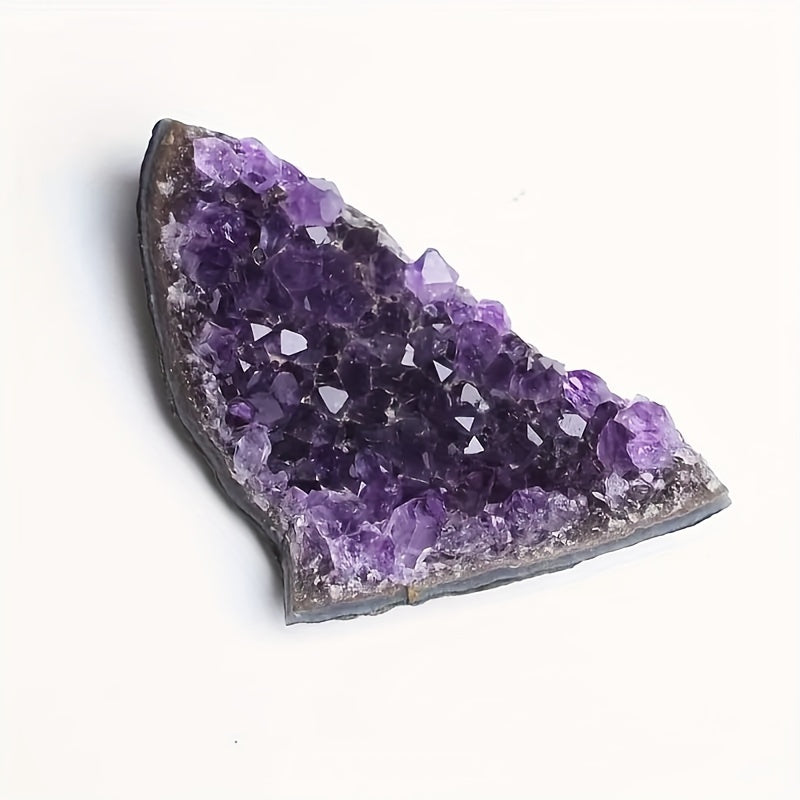 1pc of Amethyst Cluster Crystal Decoration (Natural Mine Crystal Cave with Ice Crack Patterns. All Labels Indicate They Are Natural / Not Damaged / Not Dirty / Not Chipped. It Is Recommended to Wash with Water Or Wipe with a