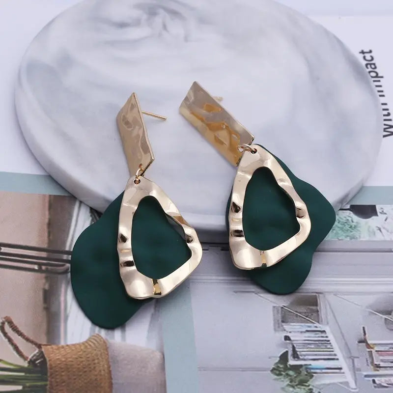 2019 Retro Vintage Statement Earrings White Geometric Long Dangle Earrings for Women Wedding Party Christmas Gift Wholesale