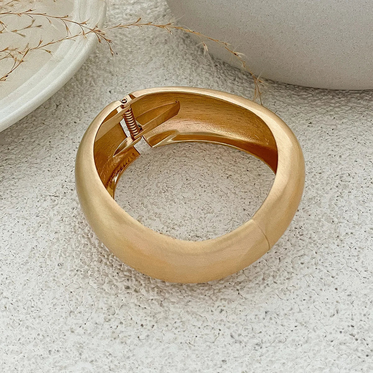 KMVEXO Chunky Heavy Wide Metal Water Drop Bangles for Women Gold Color Open Cuff Thick Irregular Wave Bangle Bracelet Jewelry