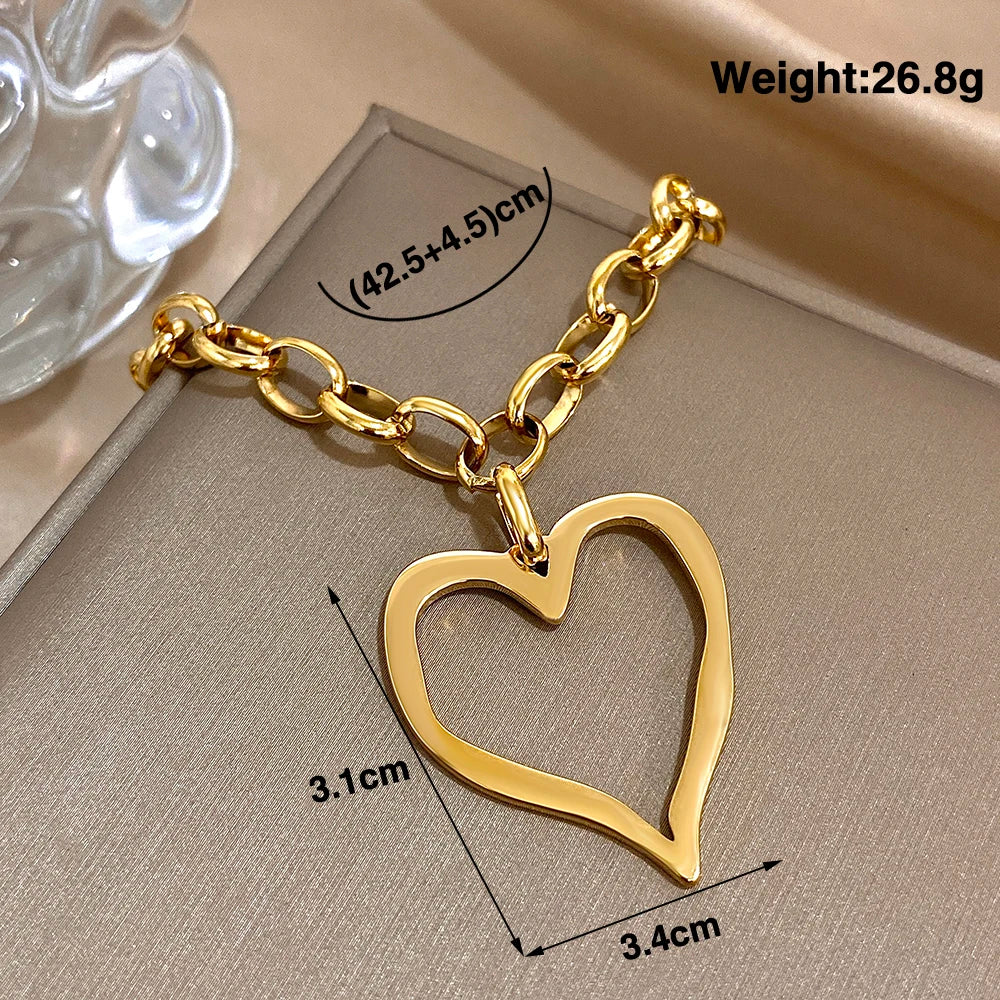 Trend Stainless Steel Irregular Hollow Big Heart Pendant Necklace for Women Golden Metal Thick Sweater Chain Necklace Jewelry