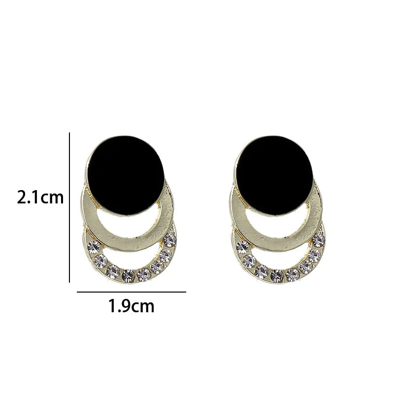 New Fashion Round Earrings for Women Geometric Acrylic Crystal Stud Earrings Wedding Party Elegant Circle Charms Jewelry