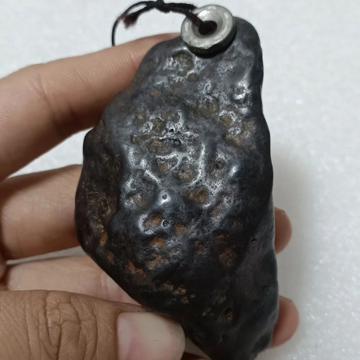 1Pcs Rare Meteorite Natural Iron Meteorites Protolith Strong Magnetism Falling Stone Collection Home Decorations Ornament Gift