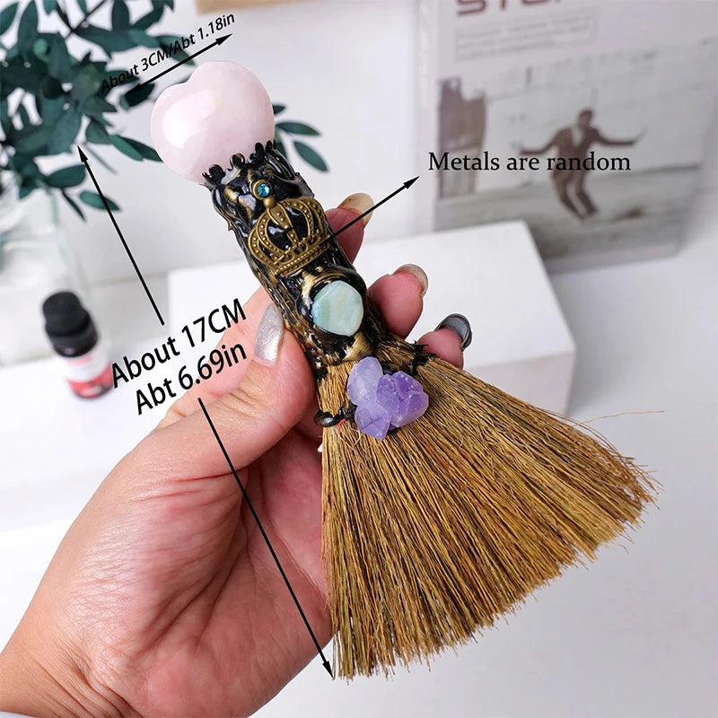 Natural Crystal Heart Shaped Magic Broom Witch Broom Reiki Gemstone For Cleaning Healing Fengshui Home Decorations