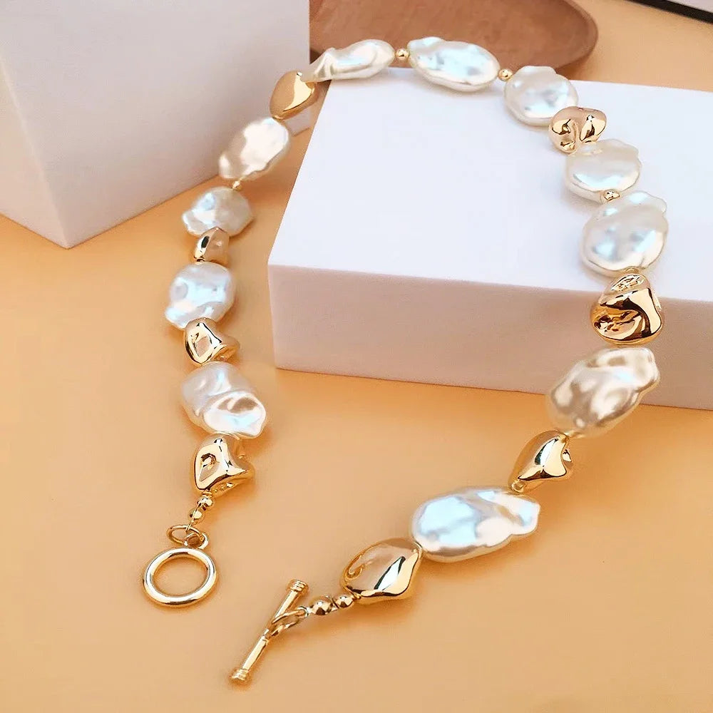 Elegant and Noble Palace Style Women's Pearl Necklace Beautiful Temperament Suitable for Attending the Event Party Gift Jewelry