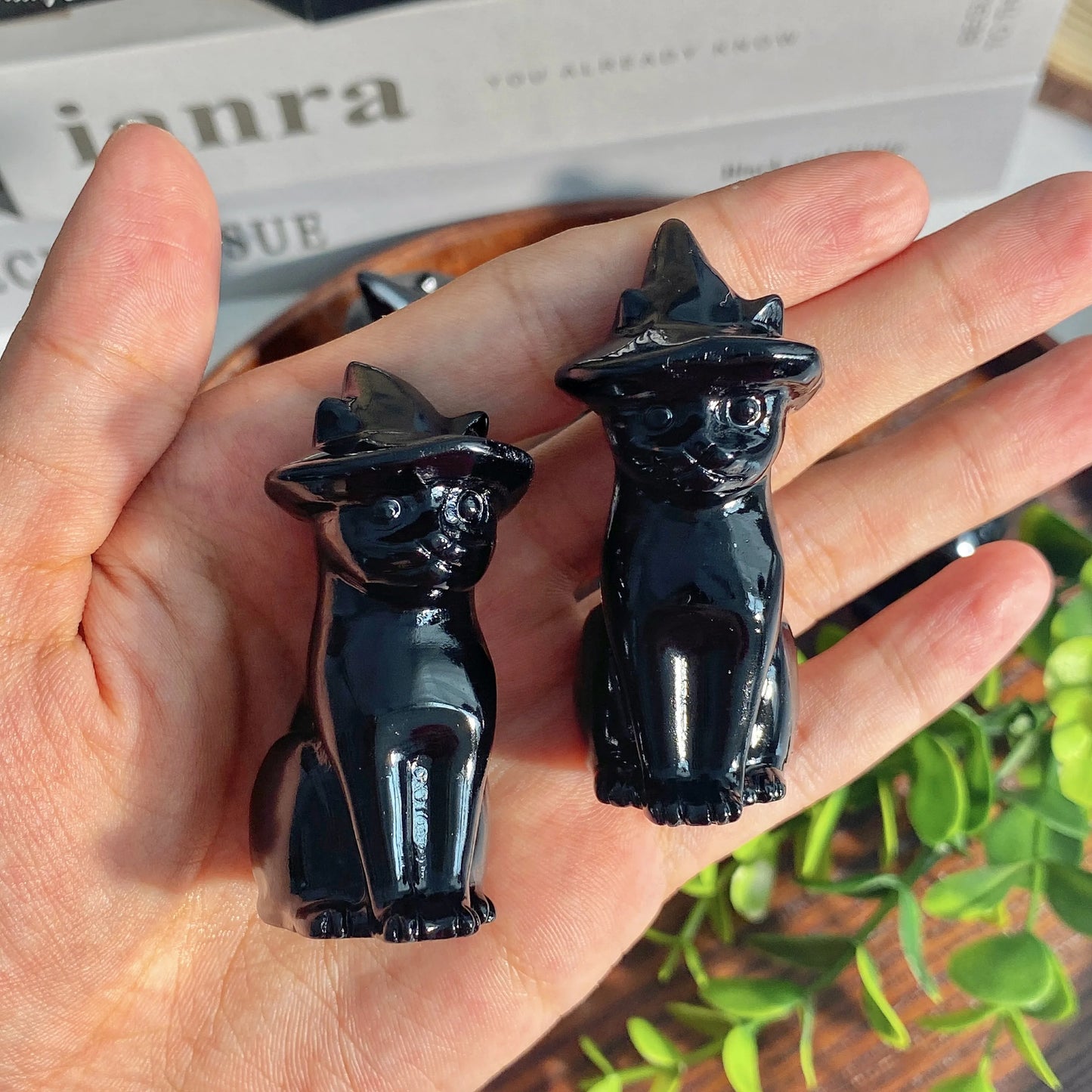 1PC High Quality Halloween Obsidian Wizard Cat Natural Crystal Carving,Gemstone Jewelry,Glitter, Healing crystal,Women gift