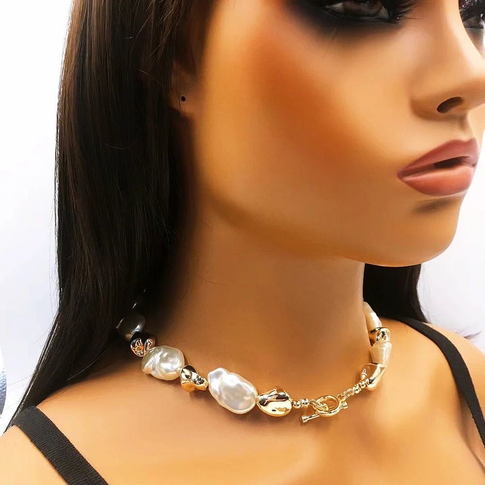 Elegant and Noble Palace Style Women's Pearl Necklace Beautiful Temperament Suitable for Attending the Event Party Gift Jewelry