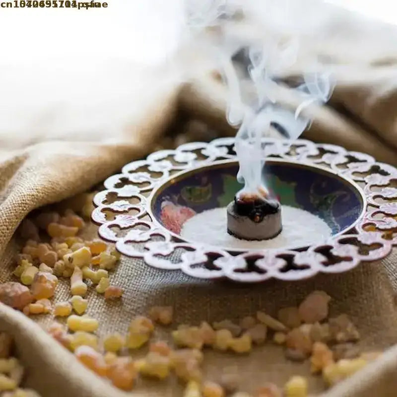 Natural Green Hojari Frankincense Rich Oil Yoga Meditation Calm Incense Burner Burning Resin Incense Aromatic Oman Frankincense