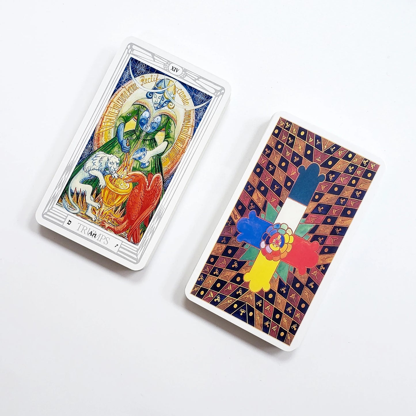 12x7cm Thoth Tarot Deck With Guidebook 78 Cards/Set Light Colors Design For Family Friends Party Board Game Divination Toys