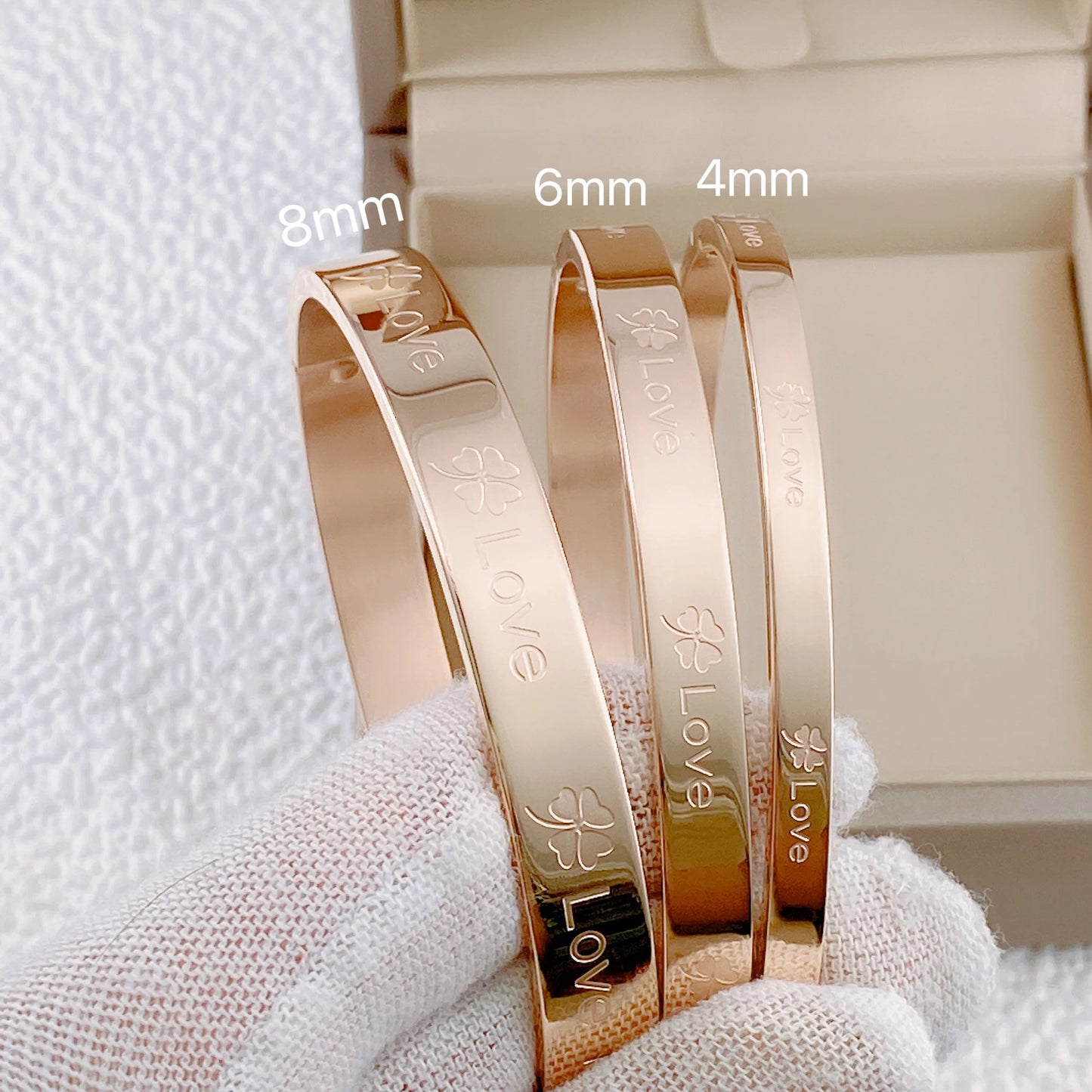 Stainless Steel fashion couple bracelet Classic fashion Maze Print women's jewelry anniversary Gift Multi-size