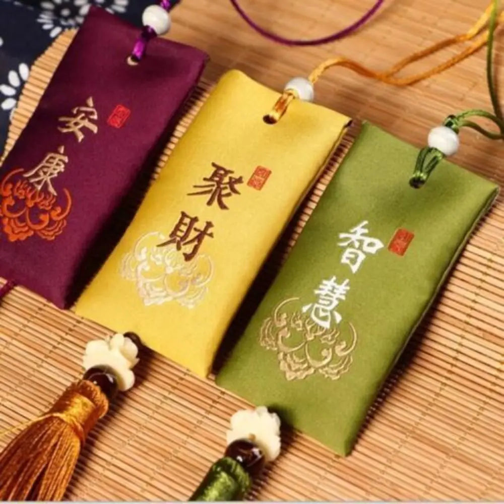 Spiritual Salt With Sachet Buddhist Spiritual Salt Pouch Necklace Blessing Lucky Bag Amulet Blessing Sachets Pendant