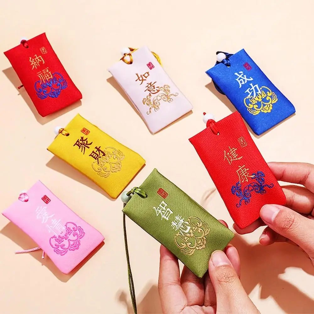 Spiritual Salt With Sachet Buddhist Spiritual Salt Pouch Necklace Blessing Lucky Bag Amulet Blessing Sachets Pendant