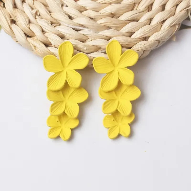 Yellow Color Hanging Earrings for Women Flower Dangle Earrings Korean Fashion Women's Earrings Party Gift pendientes mujer