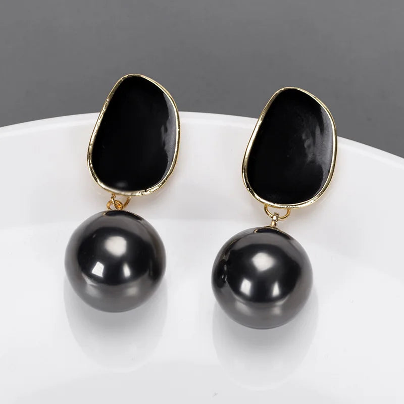 2022 Korean Trendy Elegant Shiny Round White Red Champagne Pearl Hoop Drop Earrings Circle Ball Bead Pendant Dangle Women's Gift