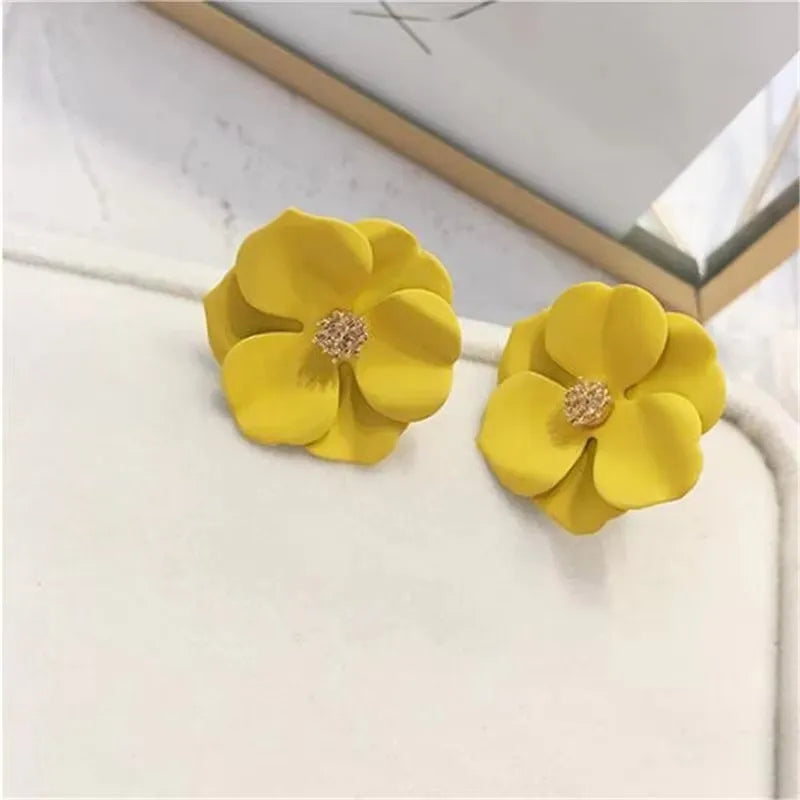 Yellow Color Hanging Earrings for Women Flower Dangle Earrings Korean Fashion Women's Earrings Party Gift pendientes mujer