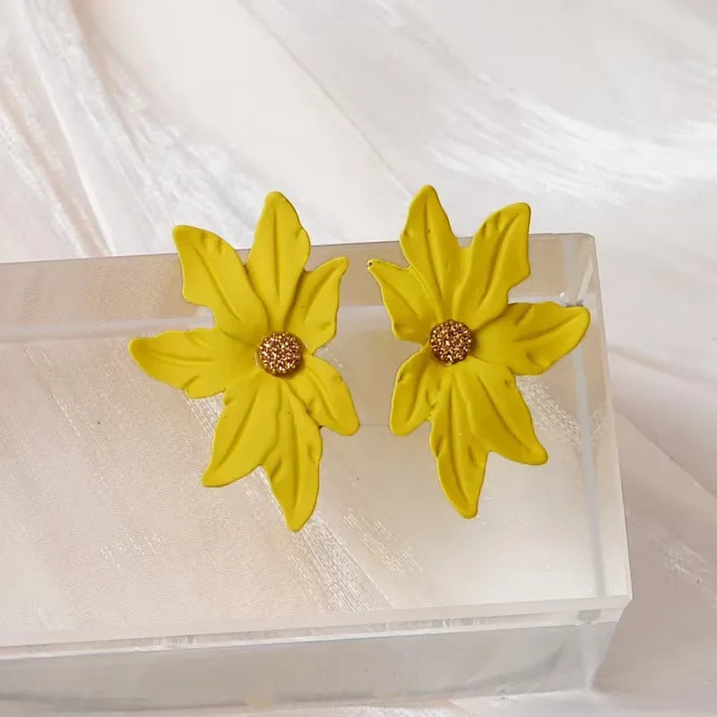 Yellow Color Hanging Earrings for Women Flower Dangle Earrings Korean Fashion Women's Earrings Party Gift pendientes mujer